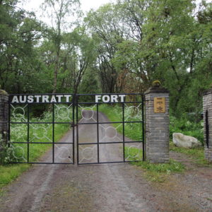 Ørland, Austrått Fort, Tor, Schotterstraße